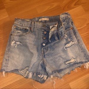 Levi shorts wedgie high rise size 28